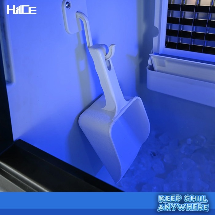 Detail penampungan es dan sekop pada HIICE FREEZE-GLAZIER 40KG