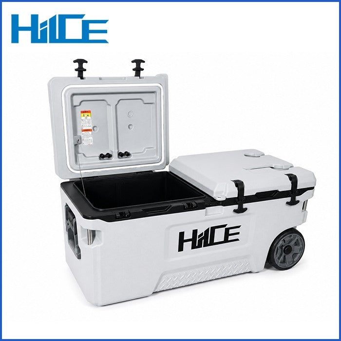 Cooler box HIICE PRO-TITAN 120L dengan tutup terbuka tampak perspektif